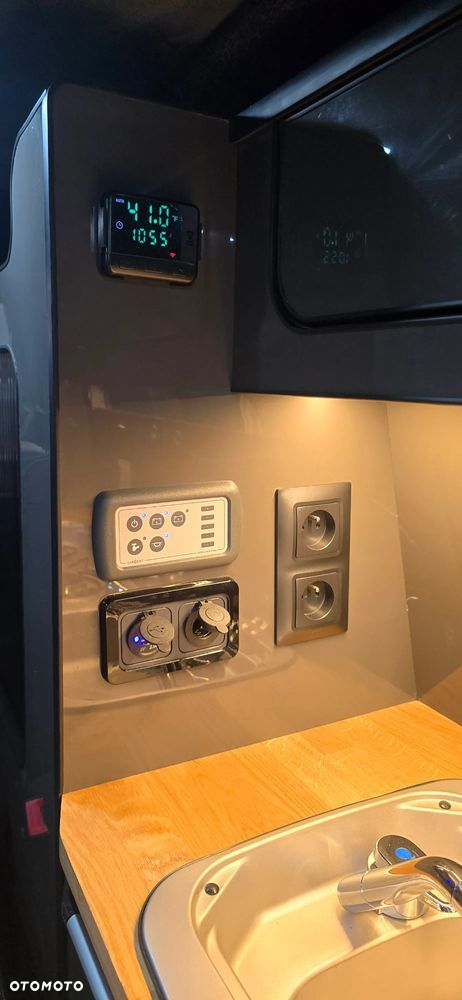 Volkswagen Transporter - 37