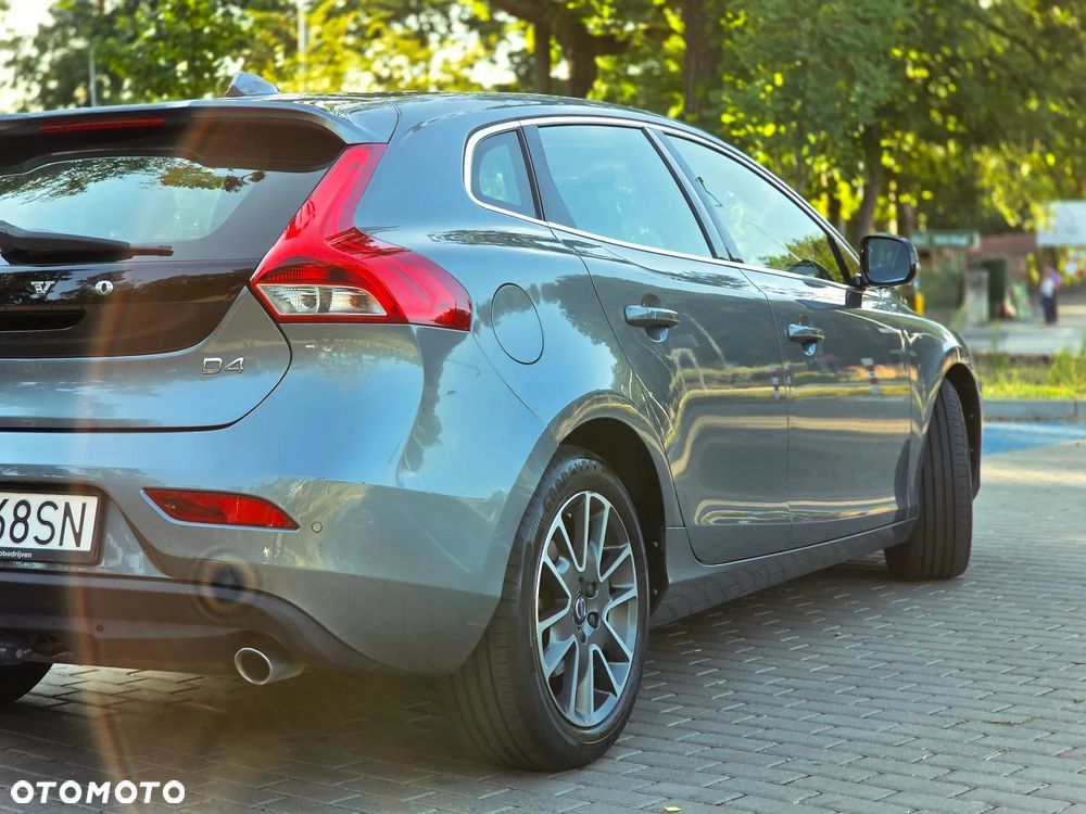 Volvo V40 - 9