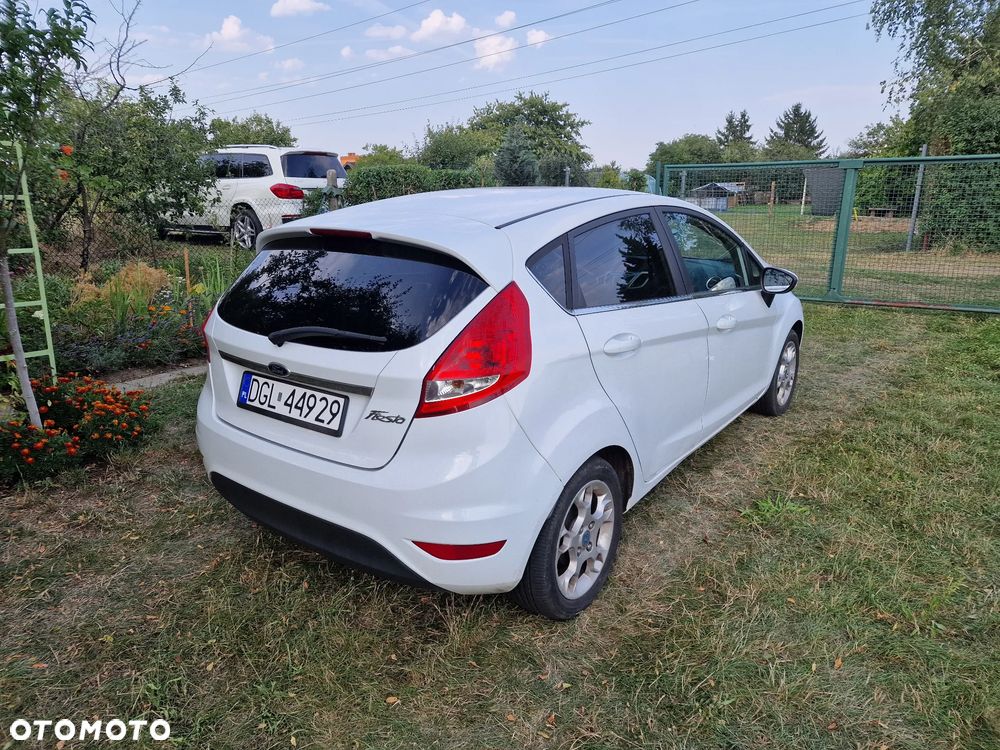 Ford Fiesta - 6