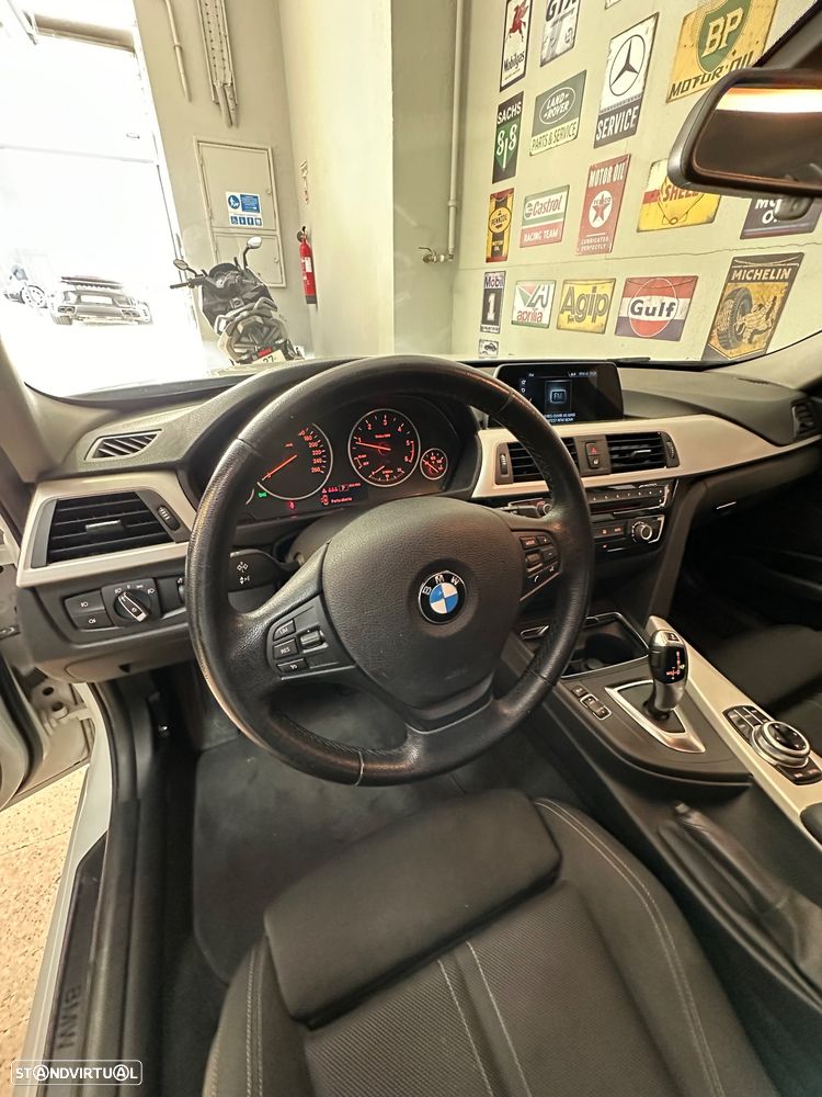BMW 320 d Aut. Efficient Dynamics Edition - 11