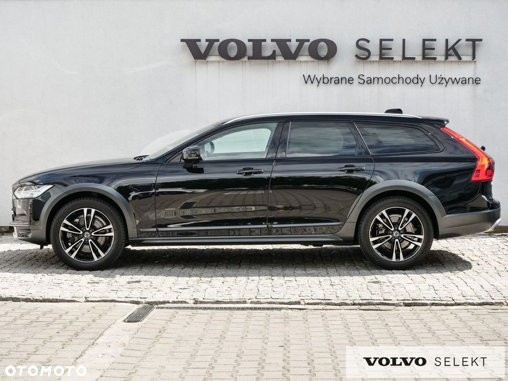 Volvo V90 Cross Country - 6