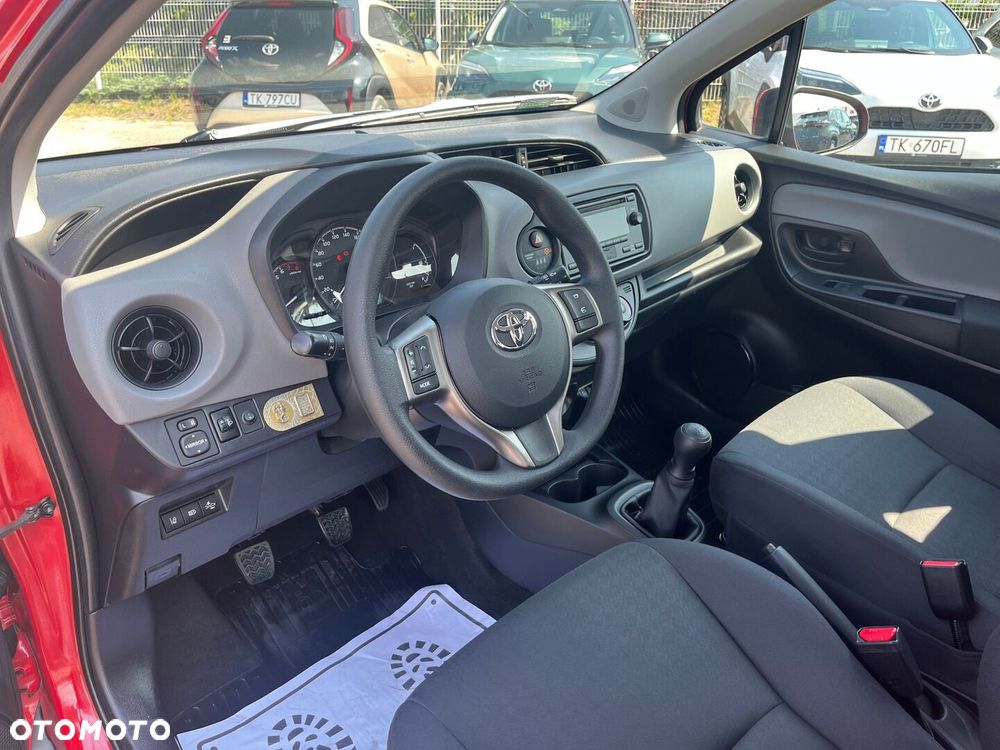 Toyota Yaris - 4