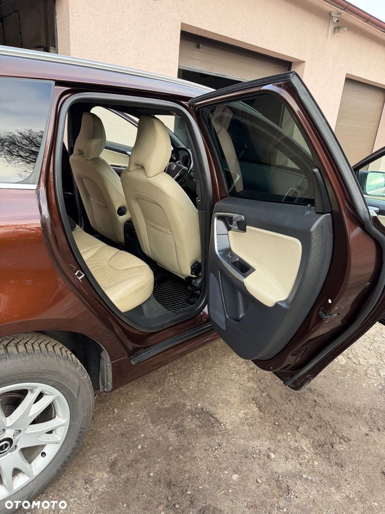 Volvo XC 60 D5 AWD Summum - 13