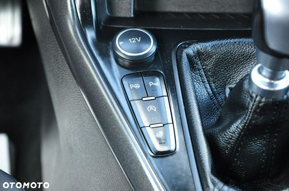 Ford Focus - 34