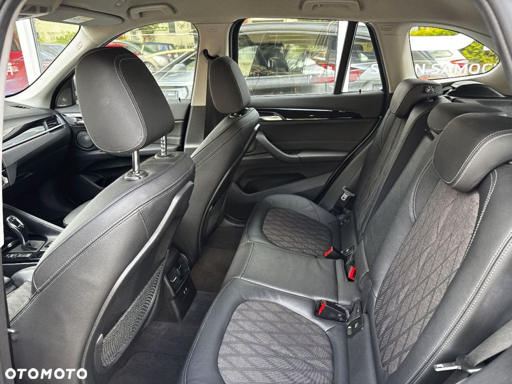 BMW X1 xDrive20d Sport Line - 21