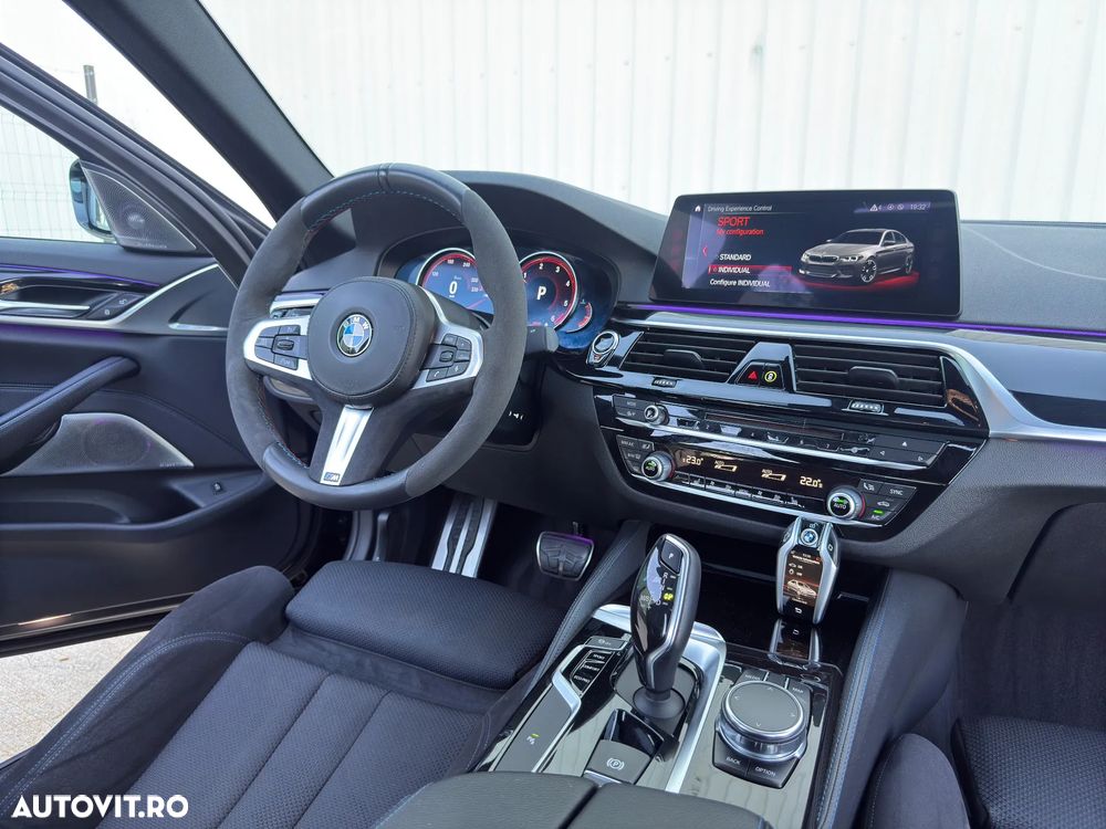 BMW Seria 5 520d AT - 14