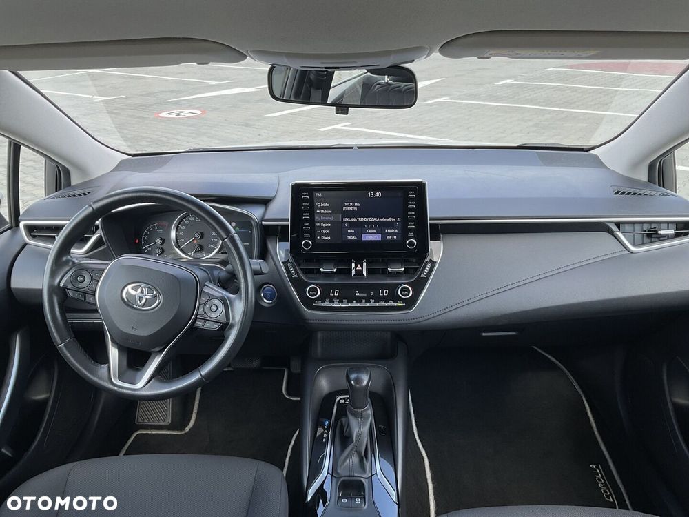 Toyota Corolla 1.8 Hybrid Comfort - 19