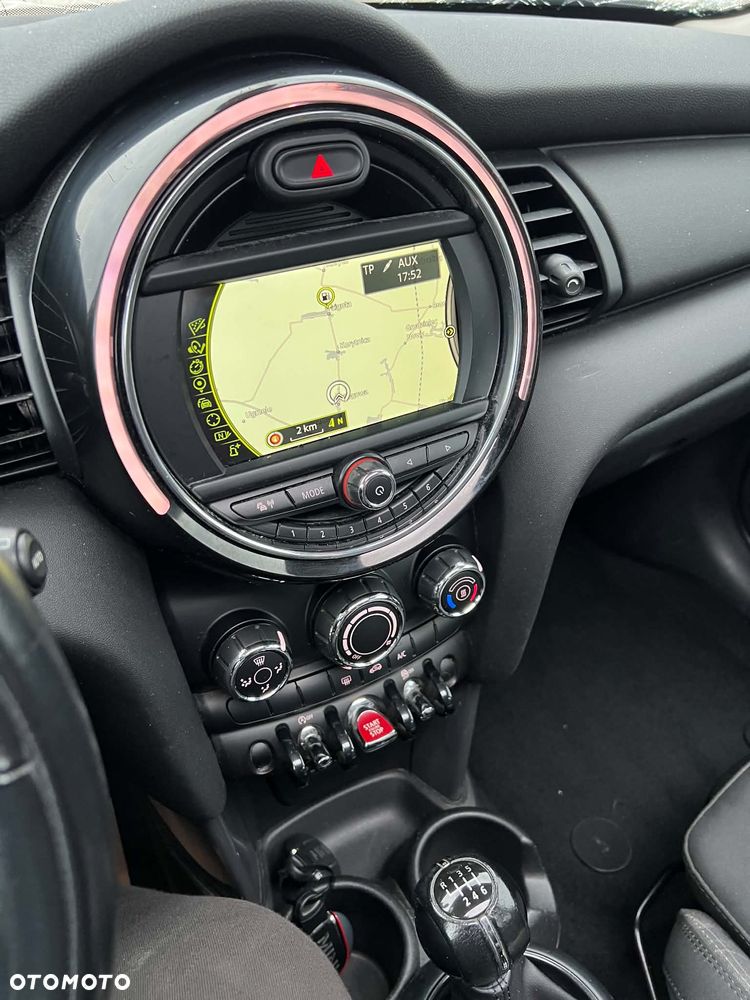 MINI ONE Classic Trim - 18
