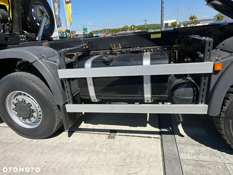 MAN TGS 41.460 8X8 - 11