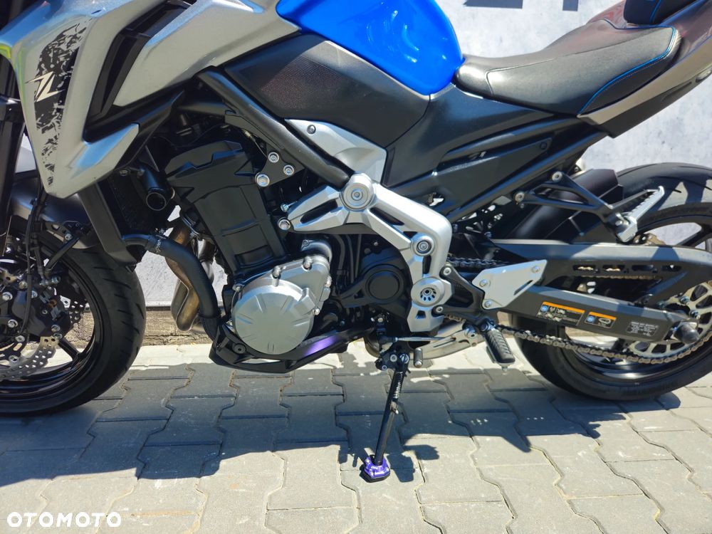 Kawasaki Z 900 - 16