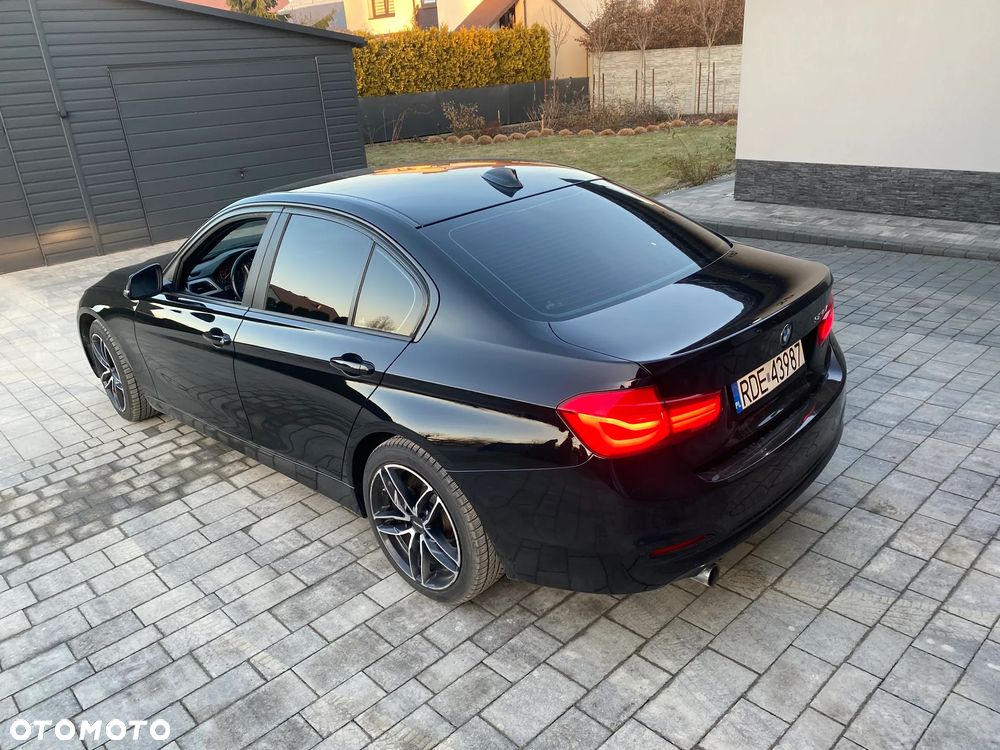 BMW Seria 3 320i Edition M Sport Shadow - 10