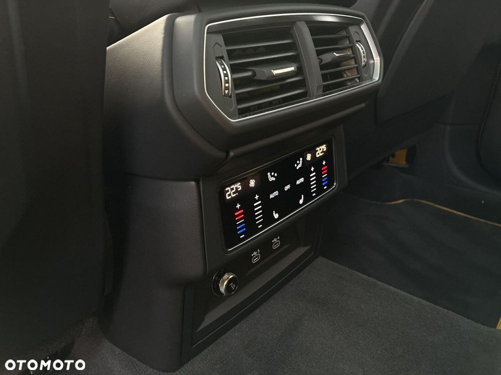 Lamborghini Urus - 22