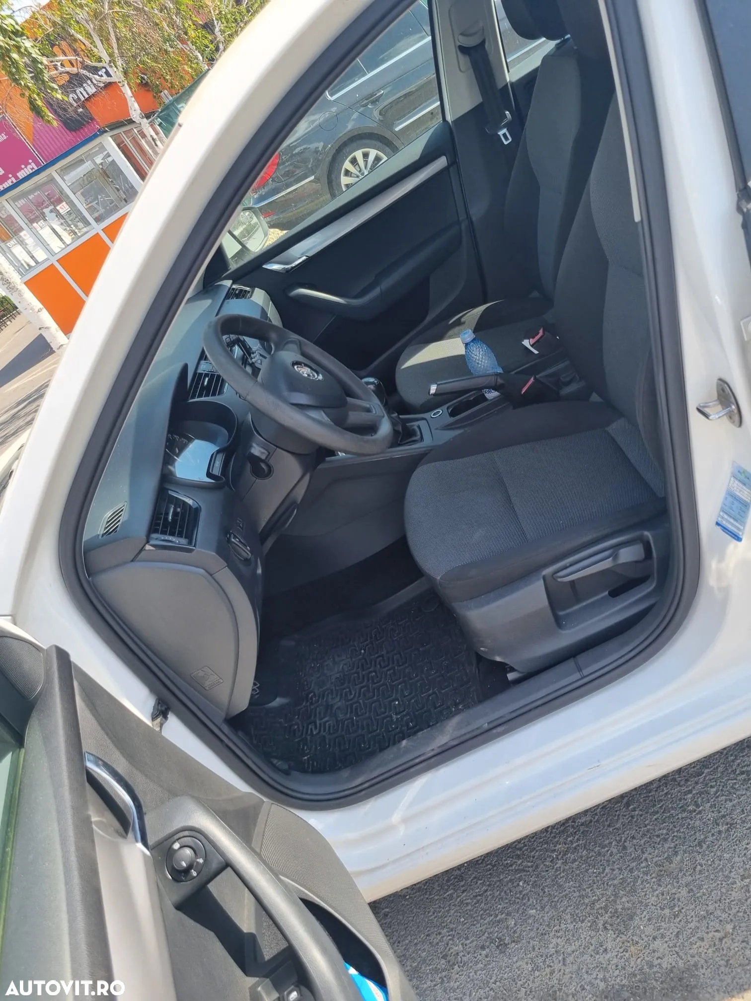 Skoda Octavia 1.6 TDI Active - 10