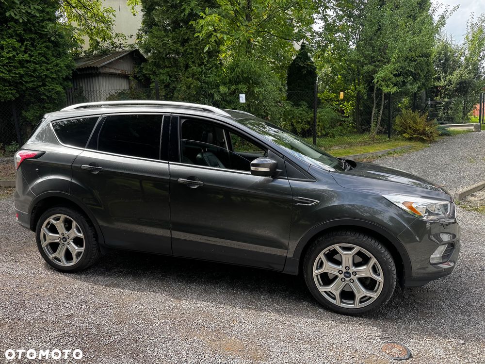 Ford Escape 2.0 EcoBoost AWD Titanium - 3