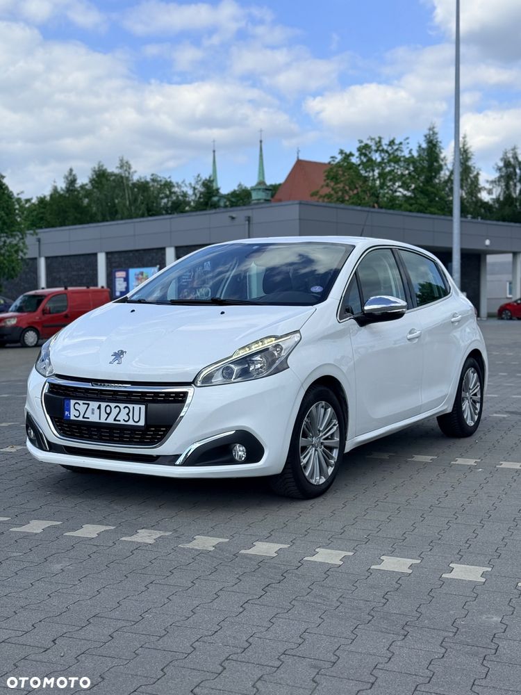 Peugeot 208 1.2 PureTech Allure S&S - 3