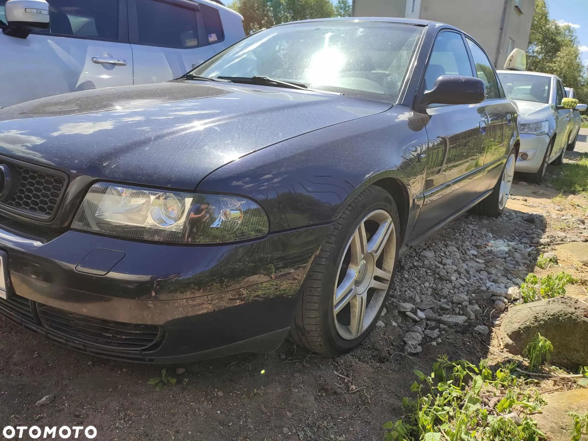 Audi A4 - 1
