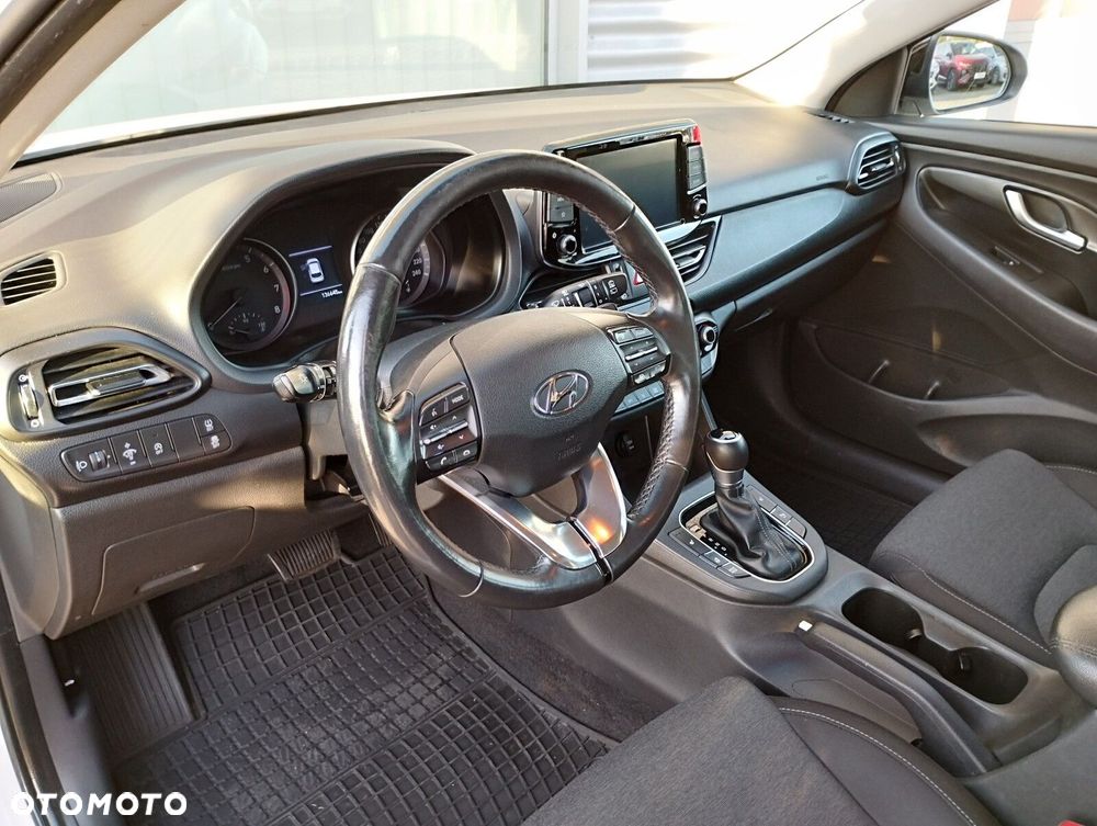 Hyundai i30 1.5 T-GDI 48V Smart DCT - 9