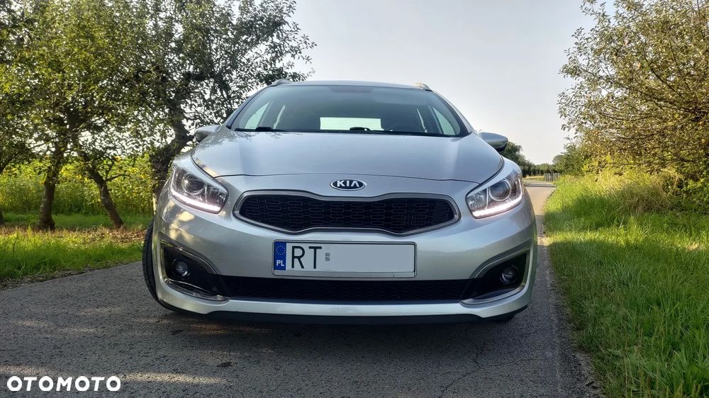 Kia Ceed SW 1.0 T-GDI 120 OPF Vision - 13