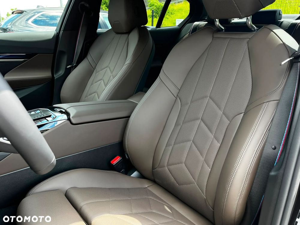 BMW Seria 5 520d xDrive mHEV M Sport - 15