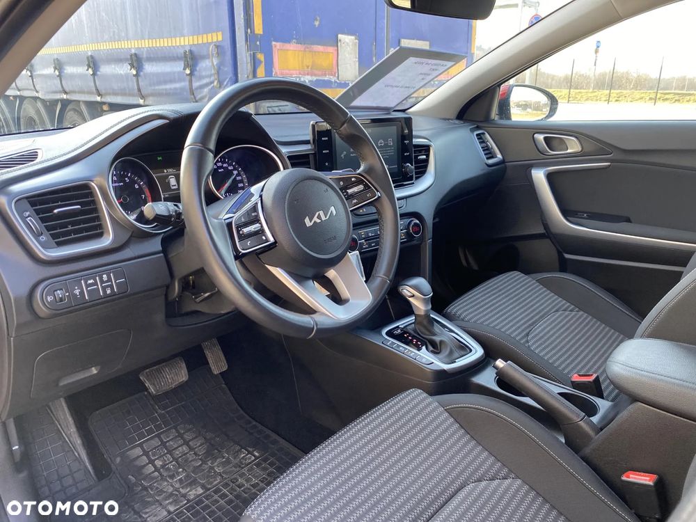 Kia Ceed 1.5 T-GDI M DCT - 9
