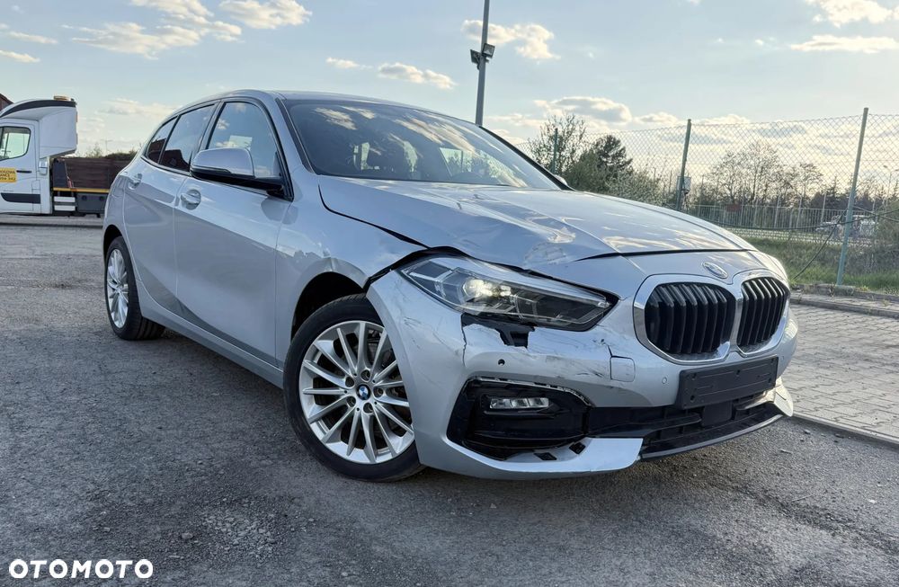 BMW Seria 1 118i Sport Line - 5