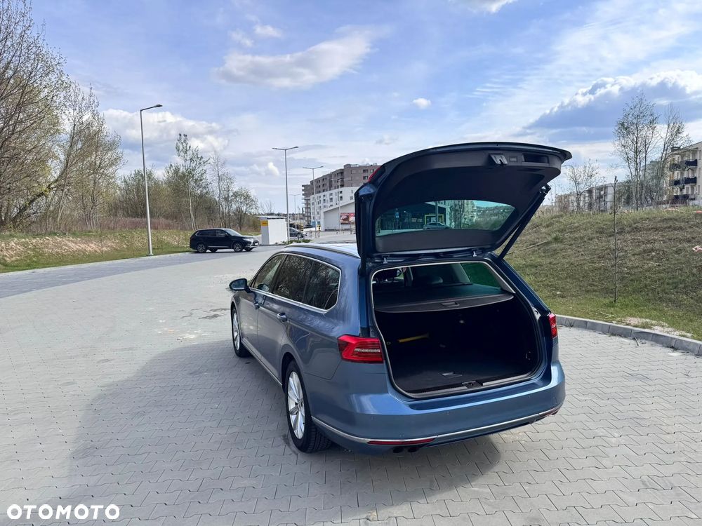 Volkswagen Passat Variant 1.8 TSI BMT Highline DSG - 18