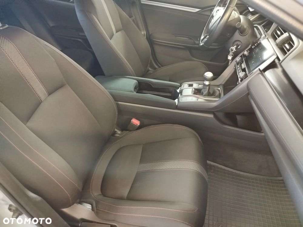 Honda Civic 1.0 T Comfort Sport Line - 18