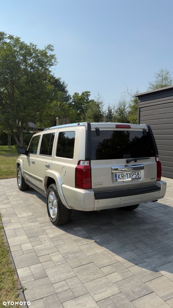 Jeep Commander 5.7 V8 Limited - 8