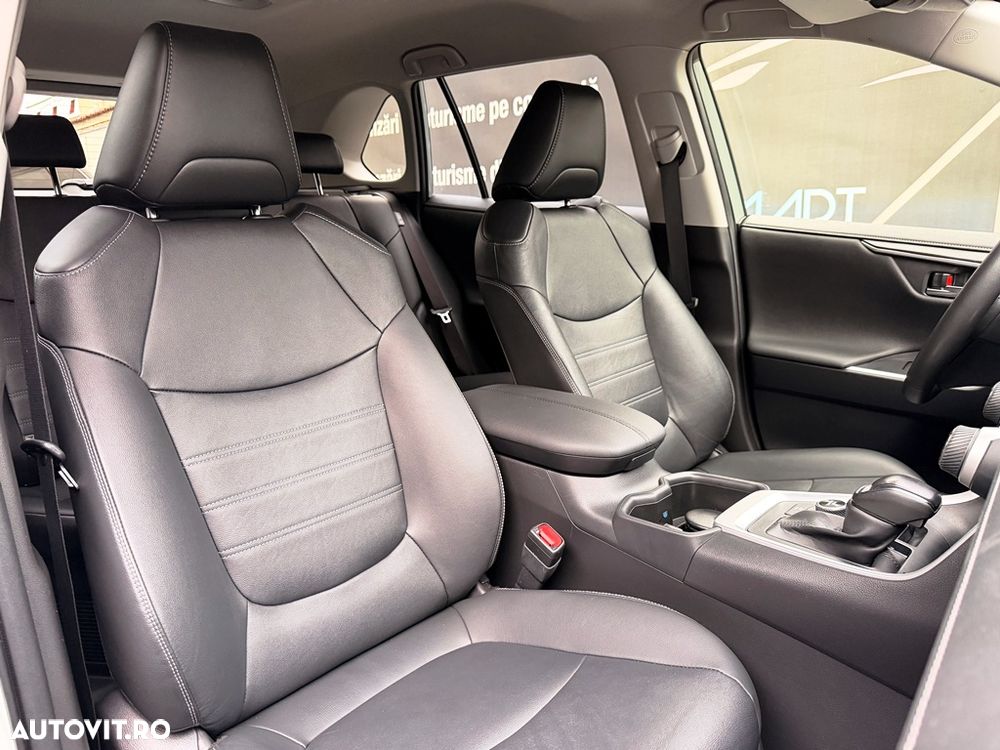 Toyota RAV4 2.5 VVT-iE 4x4 Luxury - 25