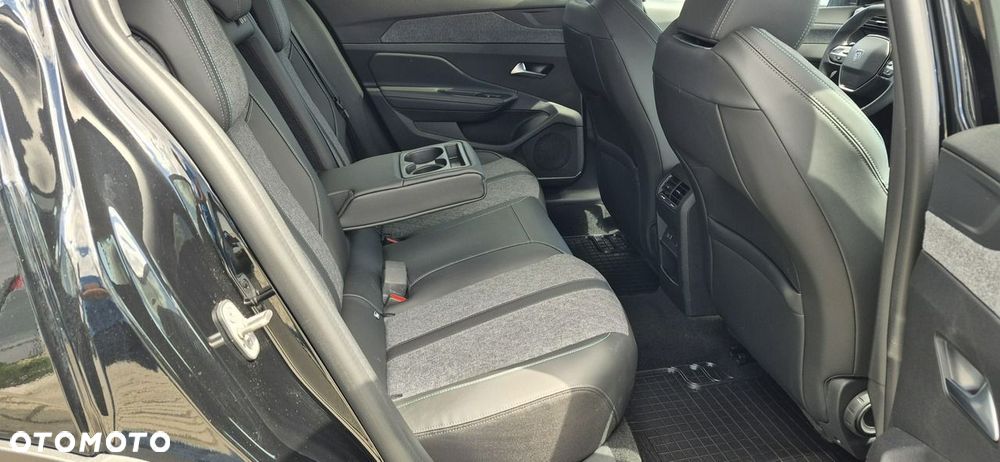 Peugeot 408 1.2 PureTech Allure S&S EAT8 - 27