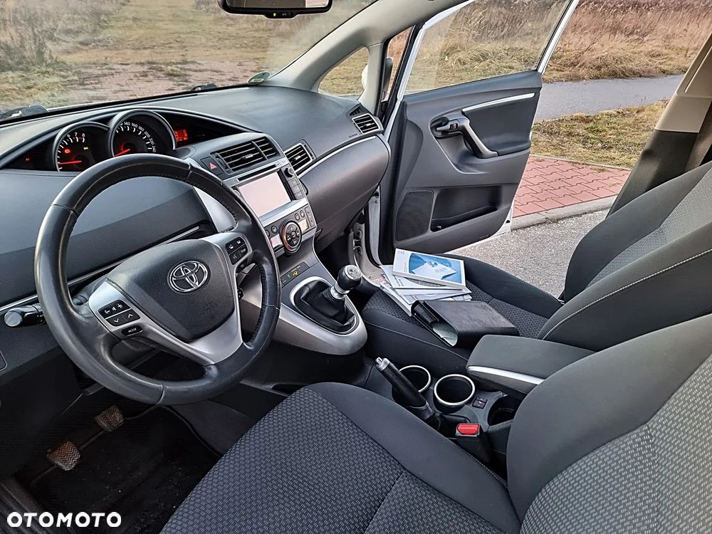 Toyota Verso 1.8 Edition - 23