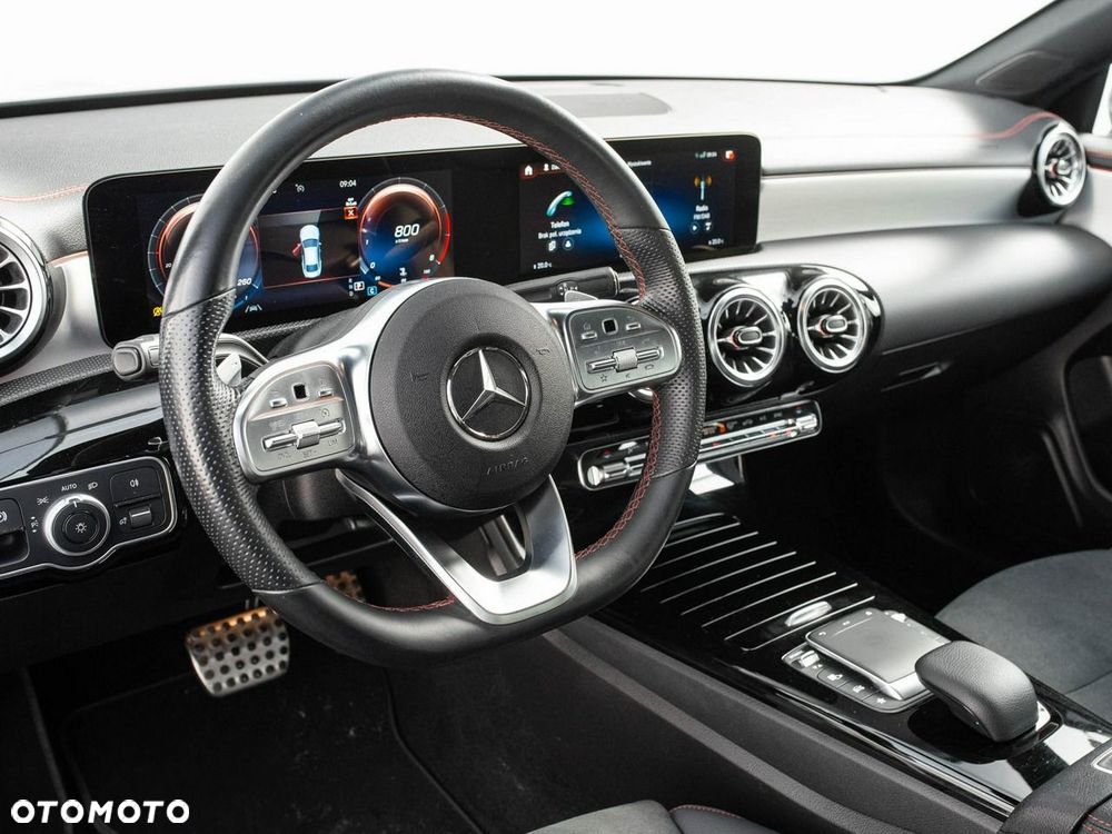 Mercedes-Benz CLA 200 mHEV 7G-DCT - 6
