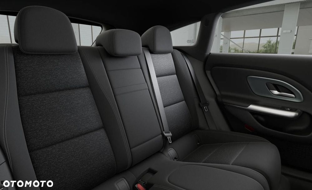 Mercedes-Benz CLA - 8