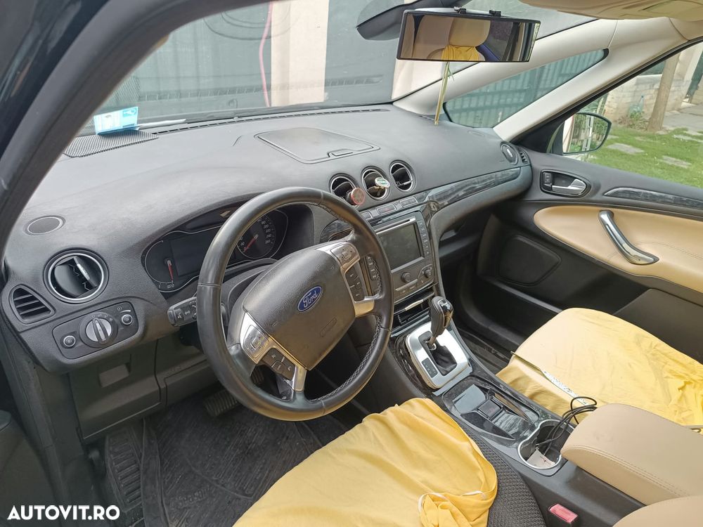 Ford S-Max 2011 photo 5