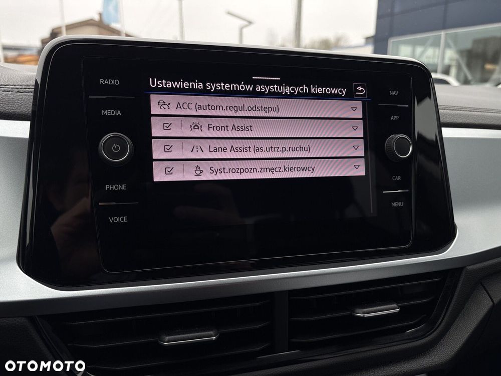 Volkswagen T-Roc 1.5 TSI Life DSG - 21