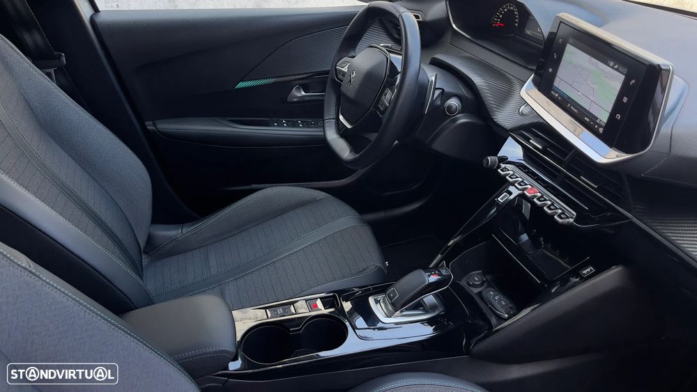 Peugeot 208 PureTech 100 EAT8 Allure Pack - 8