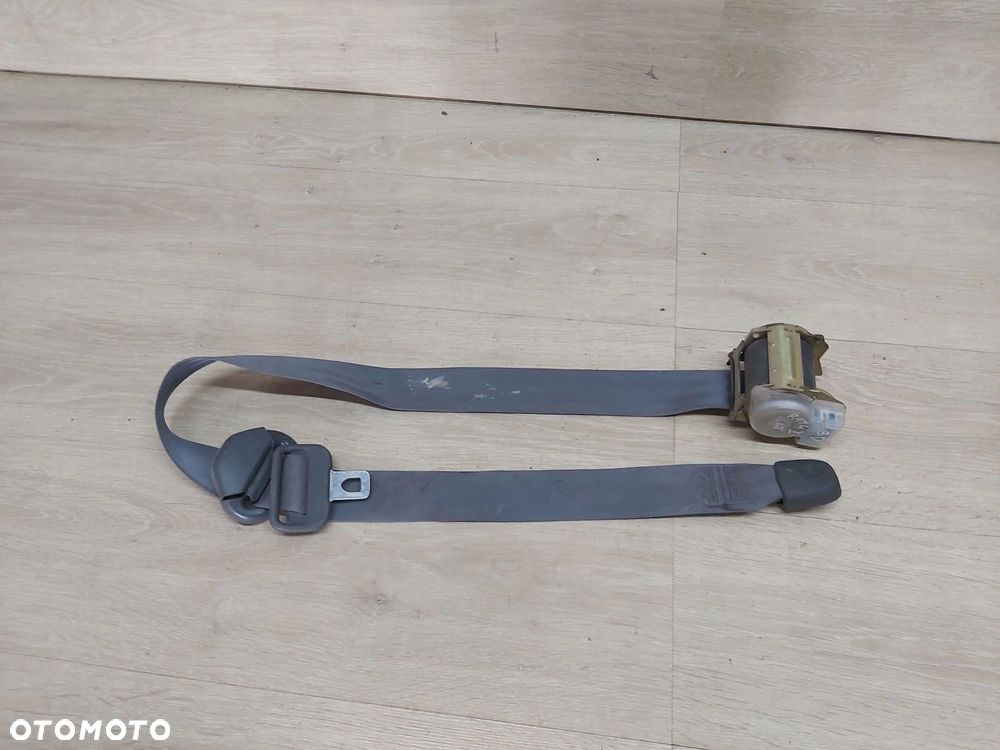 Toyota RAV4 I 2,0 3s-fe pas bezpieczeństwa lewy tył 3D - 1