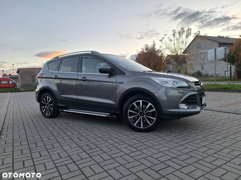 Ford Kuga - 36