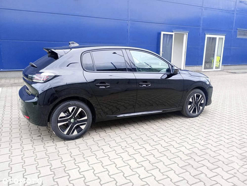 Peugeot 208 1.2 mHEV Allure - 8