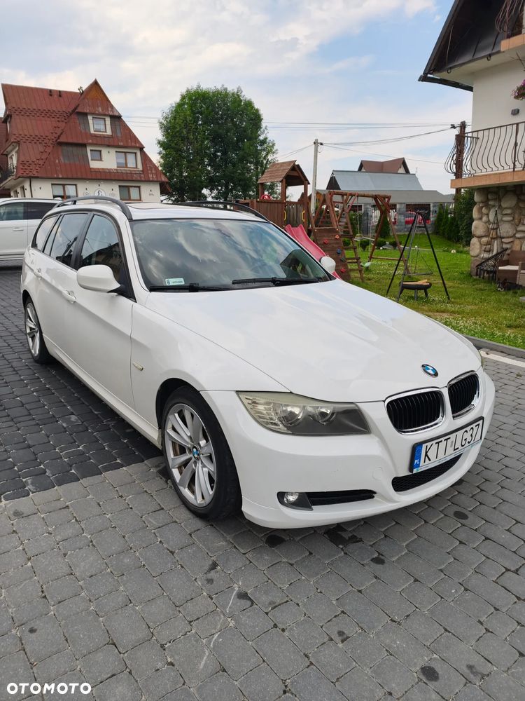 BMW Seria 3 318d - 1