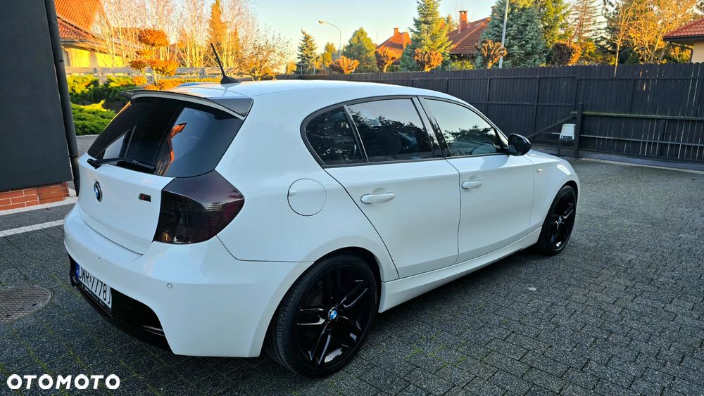 BMW Seria 1 123d DPF Edition Sport - 11
