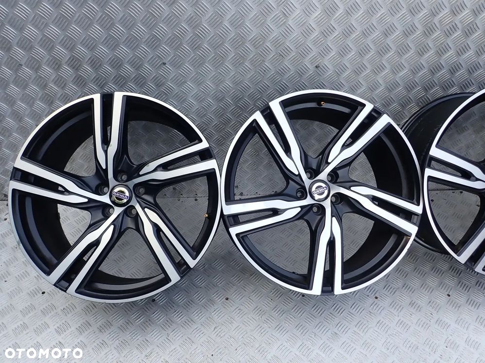 FELGI ALUMINIOWE VOLVO 31423961 S90 V90 5X108 8,5X21 ET 44,5 - 2