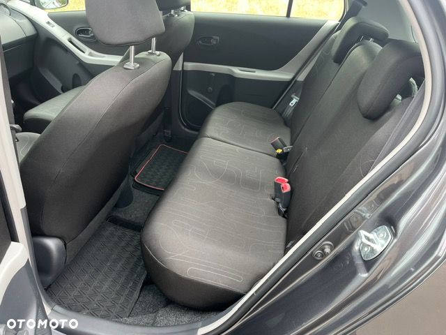 Toyota Yaris 1.0 VVT-i Cool - 8