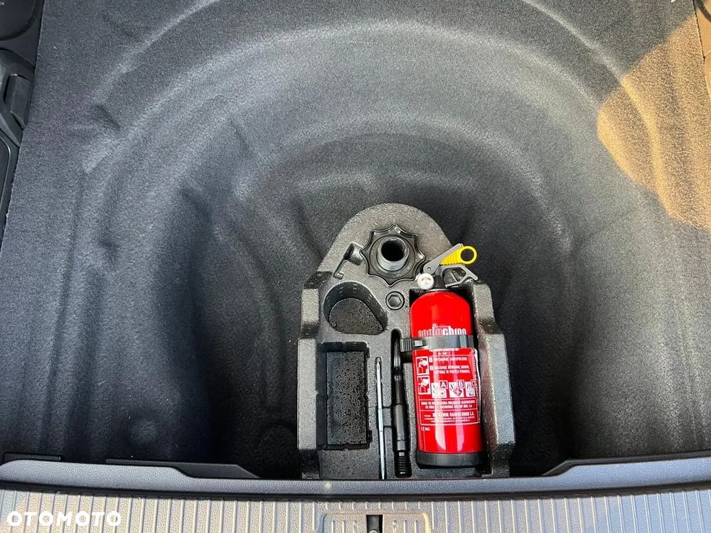 Volkswagen Passat 2.0 TSI 4Mot R-Line Edition DSG - 33