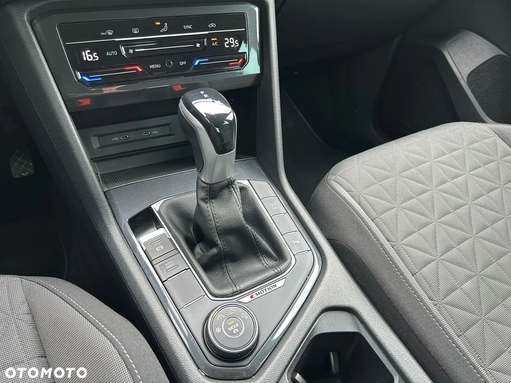 Volkswagen Tiguan 2.0 TSI 4Mot Life DSG - 26
