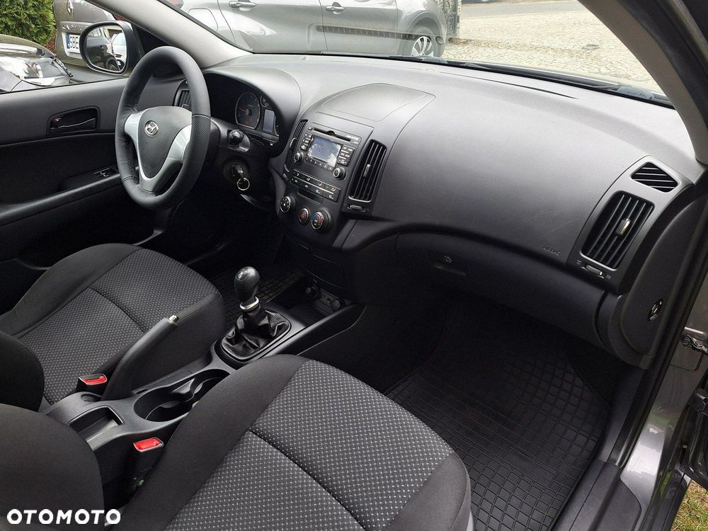 Hyundai i30 1.4 FIFA WM Edition - 21