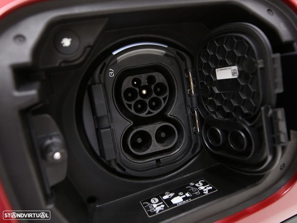 Mercedes-Benz EQB 350 4Matic Progressive - 17