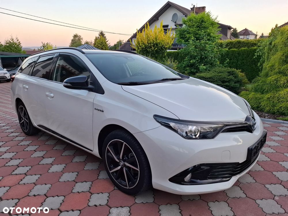 Toyota Auris - 4