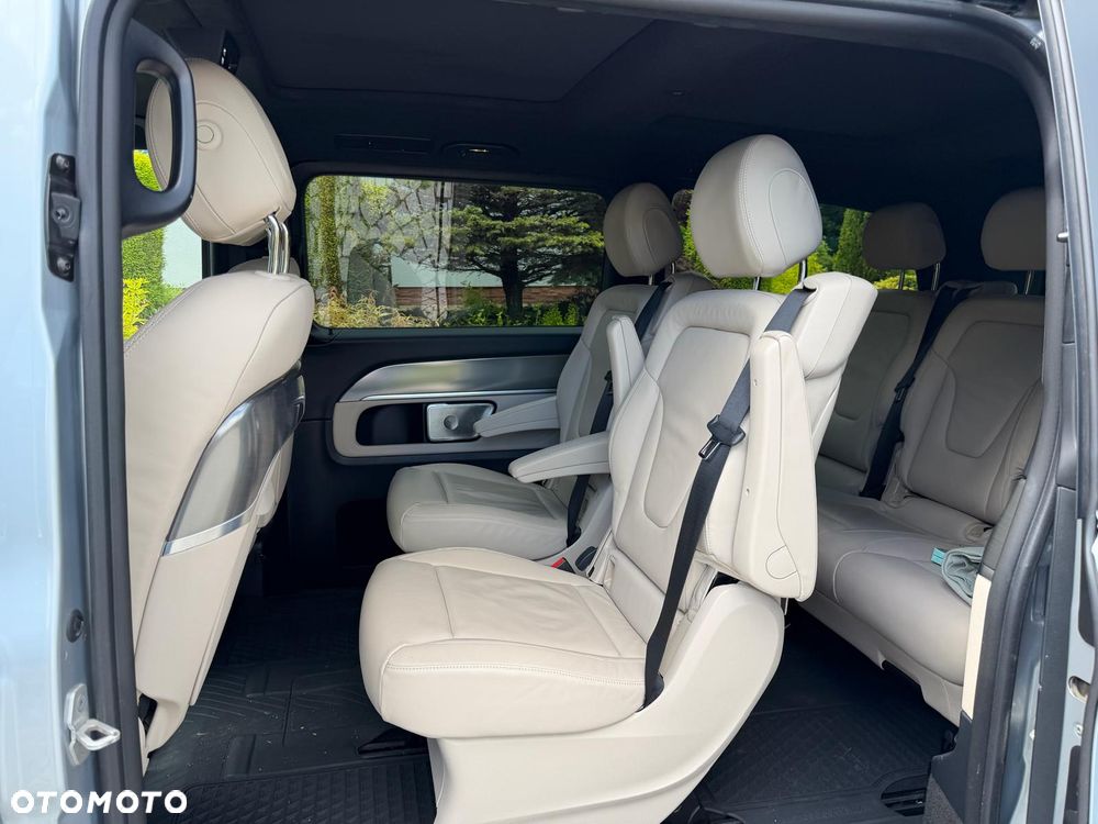 Mercedes-Benz Klasa V 300 d 4-Matic 9G-Tronic Exclusive (d³ugi) - 13