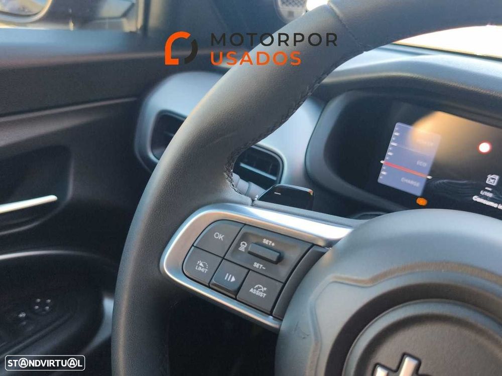 Jeep Avenger 1.2 e-Hybrid Summit DCT - 17